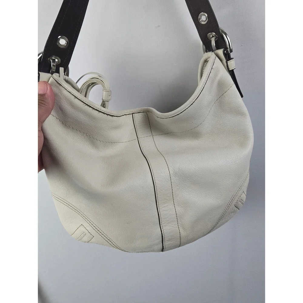 Coach Hobo Bag White Pebbled Leather Shoulder Bag Silver Hardware Vintage